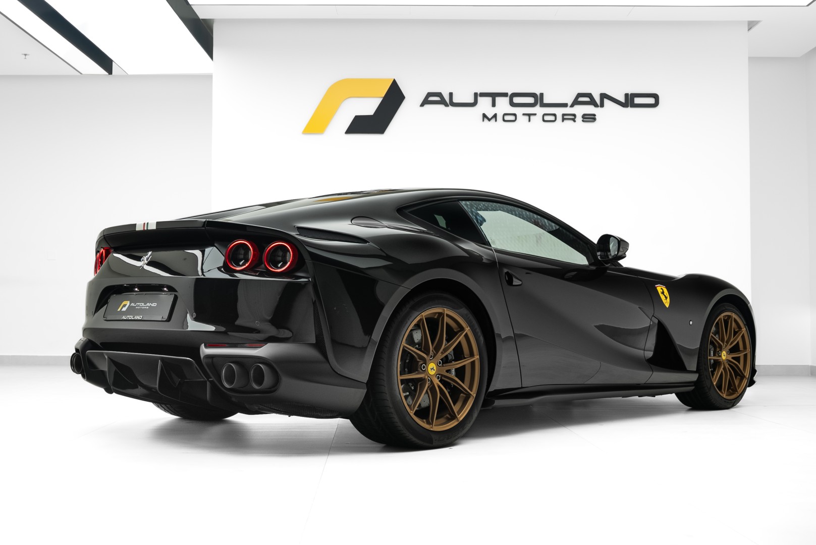 2O21 FERRARI 812 SUPERFAST TAILOR MADE WITH DEALER SERVICE CONTRACT